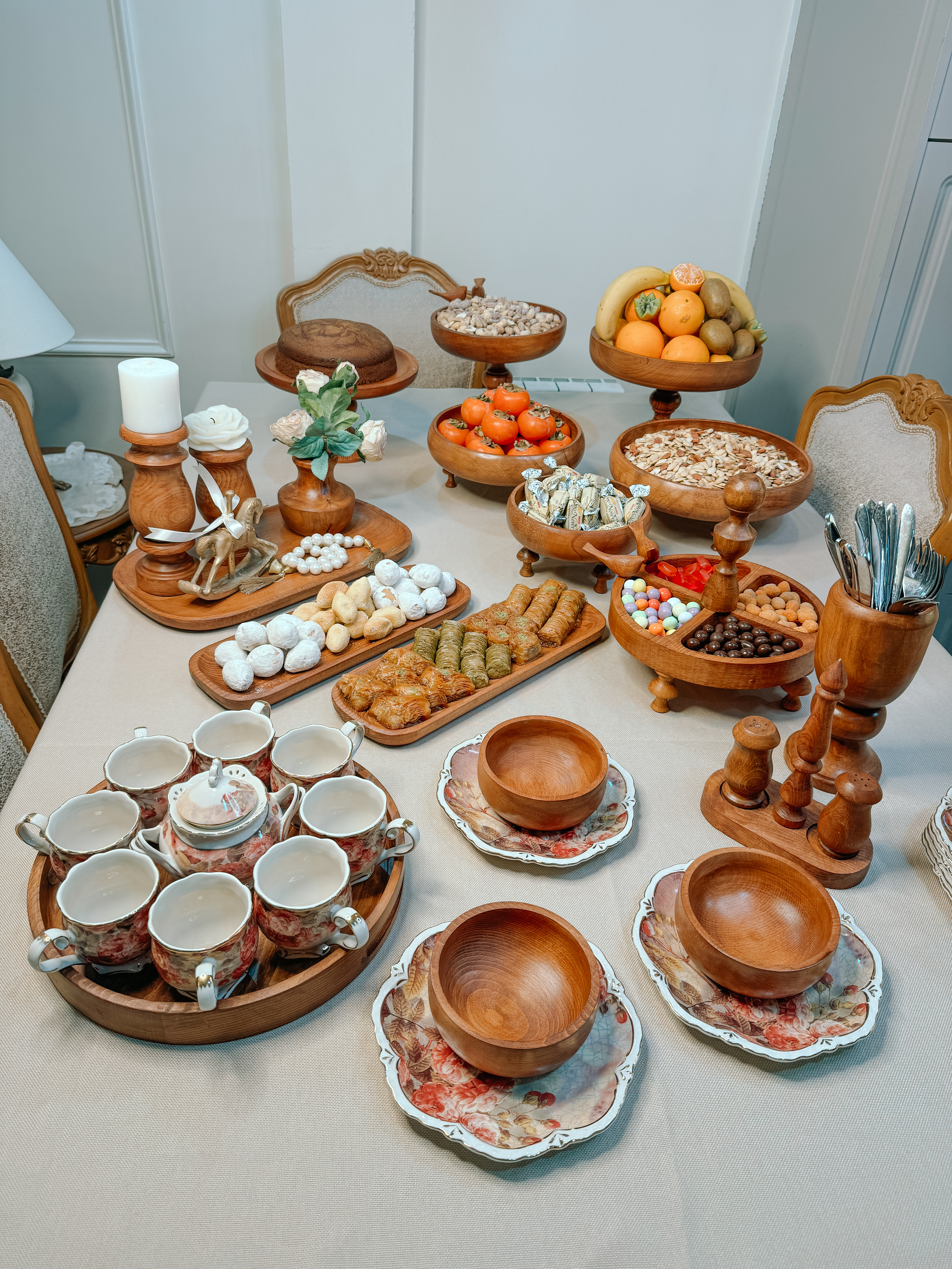 سرویس پذیرایی ماهورا